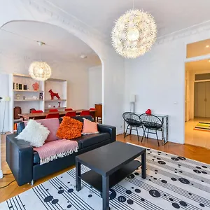 Le Marechal Apartment