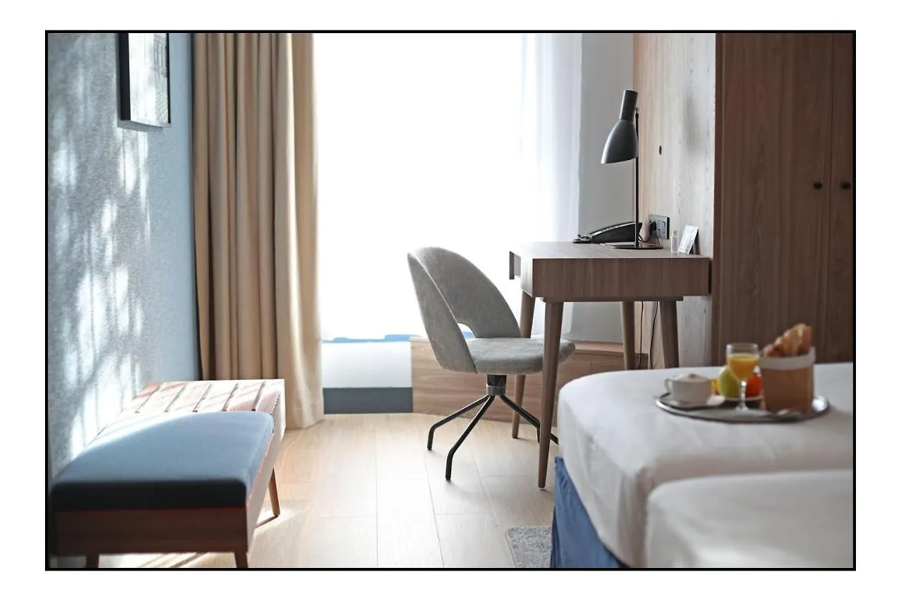 Radisson Hotel Nice Airport