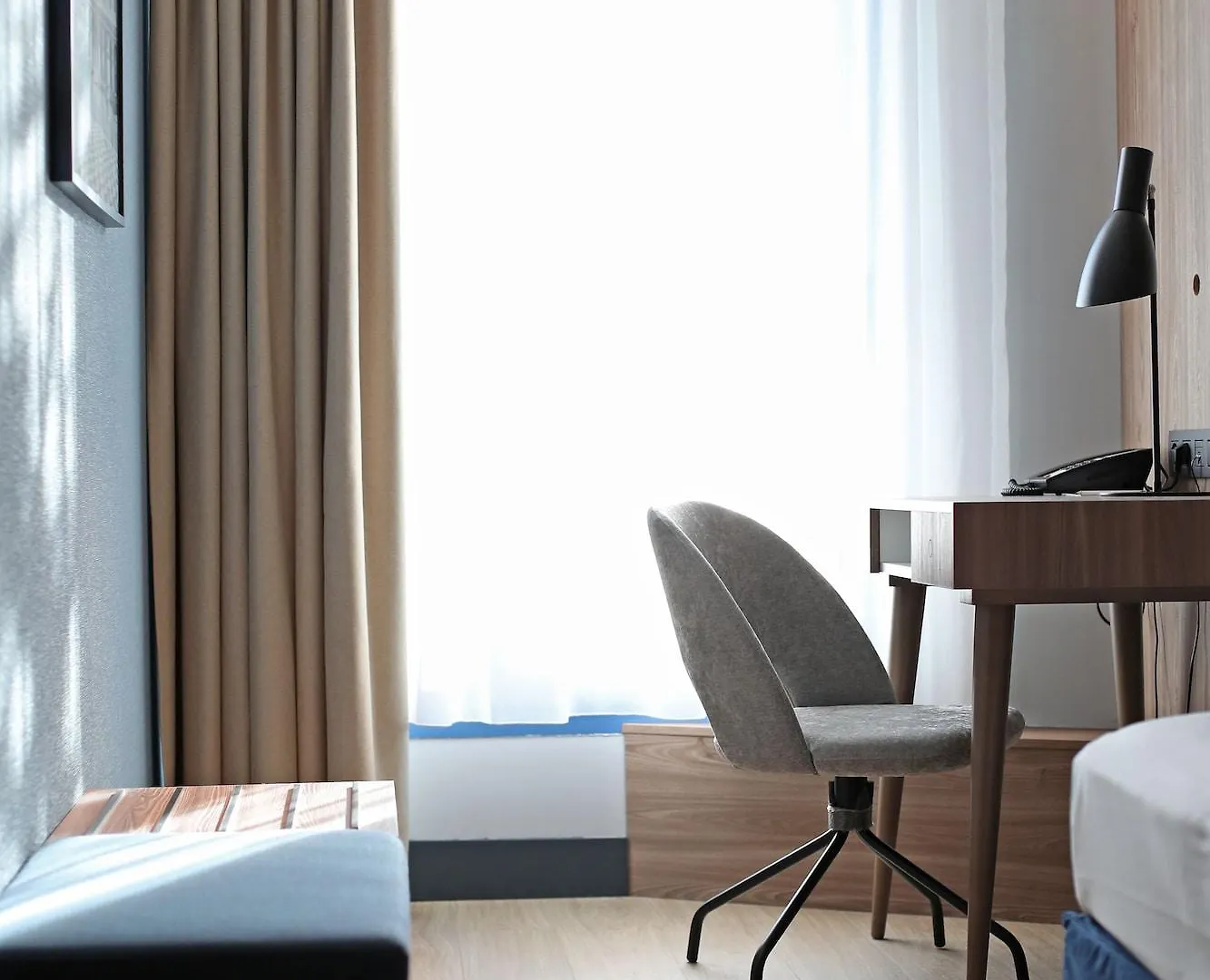 Radisson Hotel Nice Airport 4*,  France